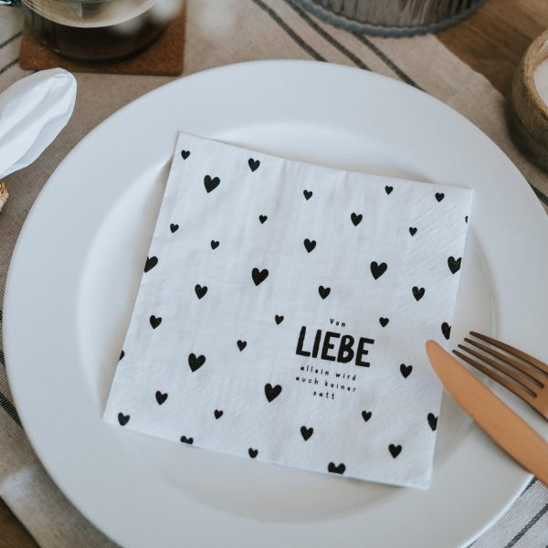 Servietten - Von Liebe allein wird auch keiner satt