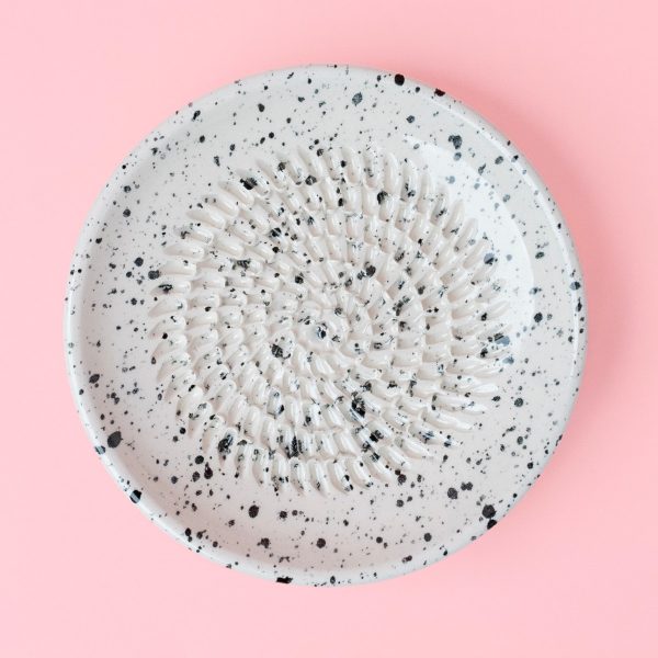 Keramikreibe Knoblauch & Käse - Schwarz & Weiß Granito