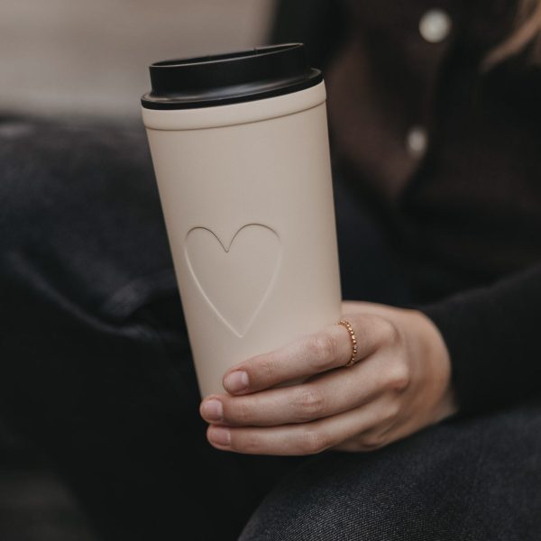 Herz - To go Becher in Creme