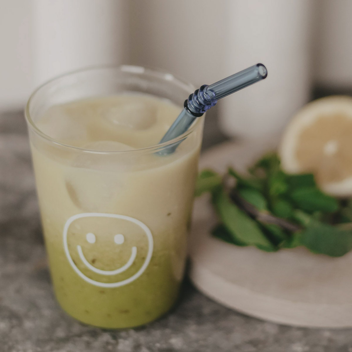 Weißes Smiley - Trinkglas – Bild 5