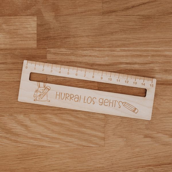 Schulkind Hase - Leselineal aus Holz
