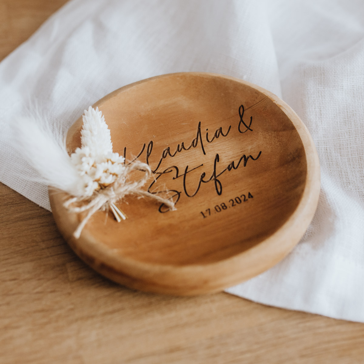 Fine Script - Ringschale aus Teakholz – Bild 3