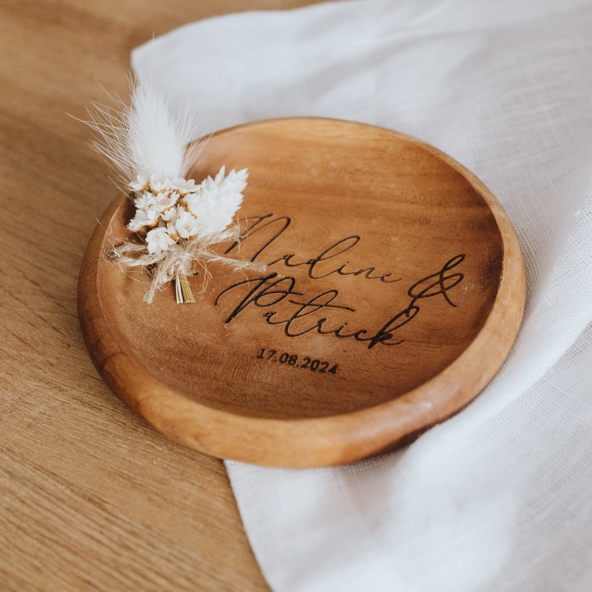Elegant - Ringschale aus Teakholz – Bild 4