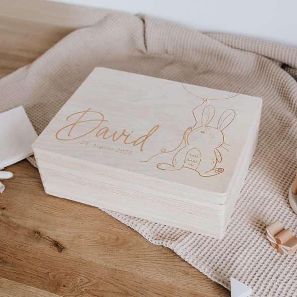 Tiere mit Luftballon - Personalisierte Holzbox mit Klappdeckel